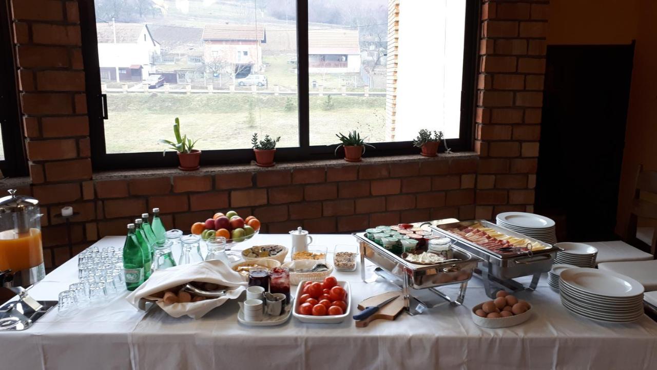 Stupnicki Dvori Winery Hotel Stupnik Brodski Eksteriør bilde