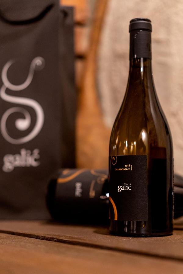 Stupnicki Dvori Winery Hotel Stupnik Brodski Eksteriør bilde