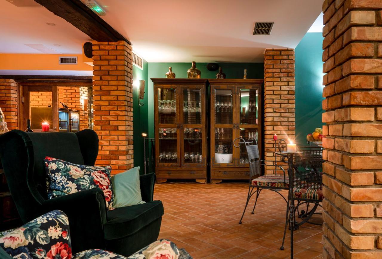 Stupnicki Dvori Winery Hotel Stupnik Brodski Eksteriør bilde