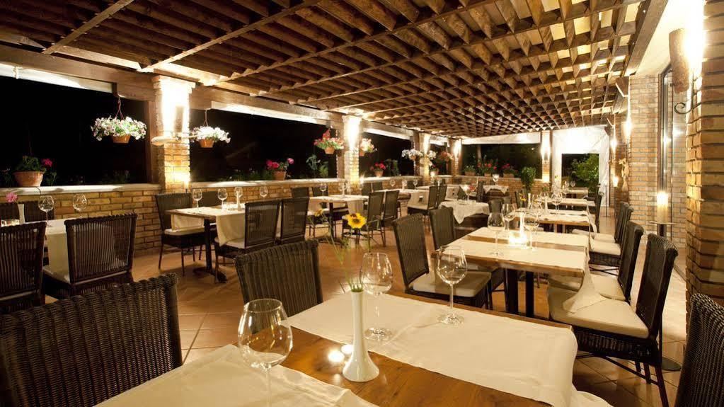 Stupnicki Dvori Winery Hotel Stupnik Brodski Eksteriør bilde